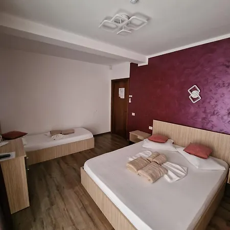 Bliss Гостевой дом Эфорие-Суд